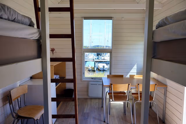 Cabin, Multiple Beds, Non Smoking