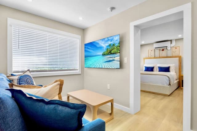 1 Bedroom King Suite