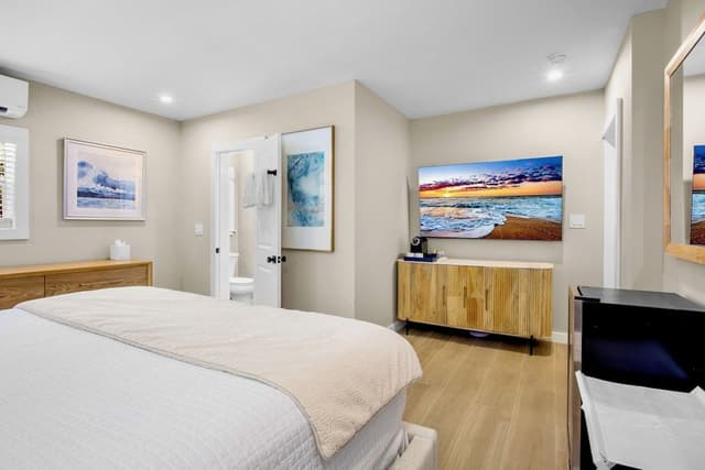 King Room