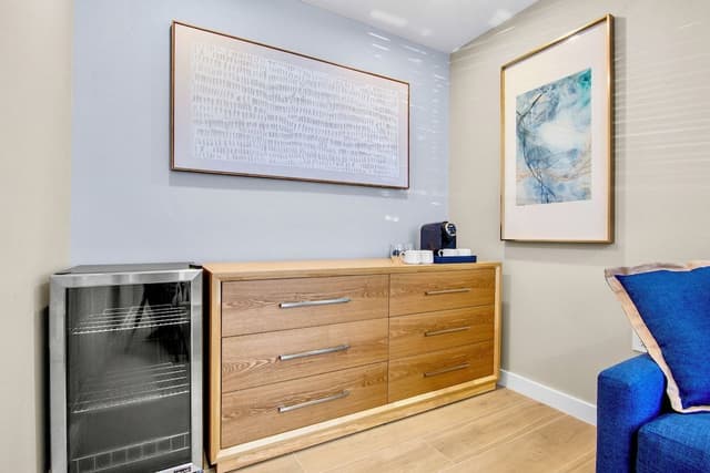 1 Bedroom Queen Suite