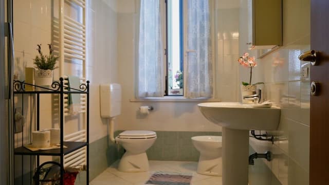 Basic Double Room Single Use, Courtyard View