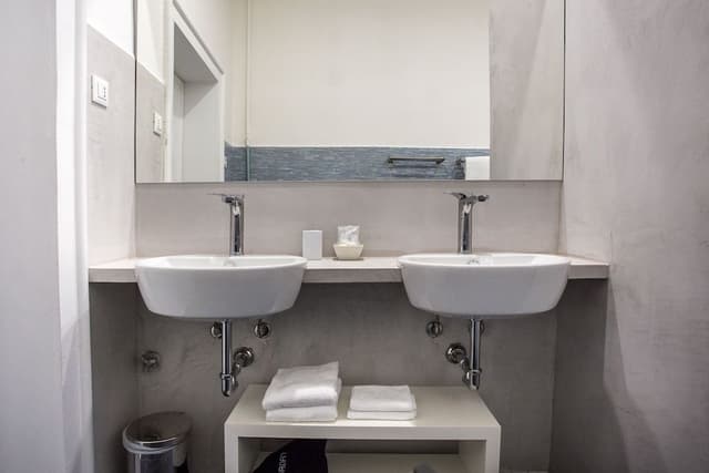 Romantic Room (external bathroom)