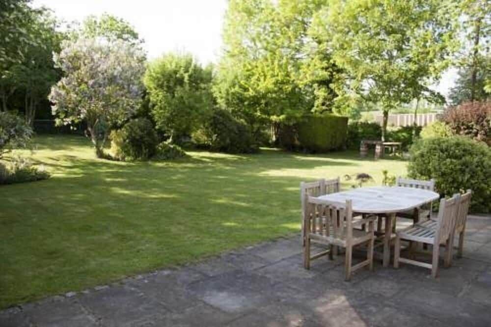 Larkrise Cottage Bed And Breakfast Larkrise Cottage Bed And Breakfast
