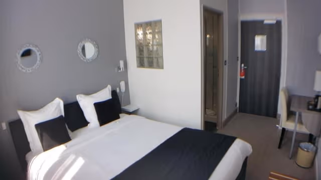 Chambre double avec douche