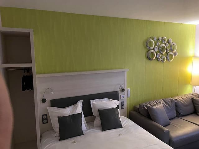 Chambre double salon