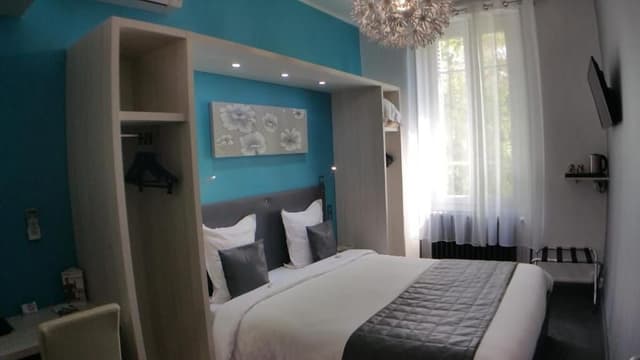 Chambre double avec douche