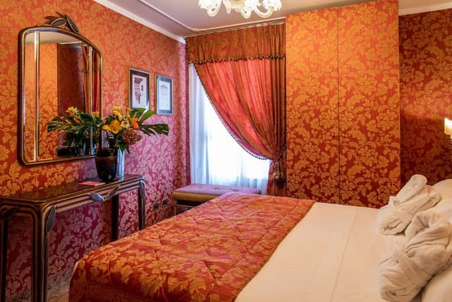Classic Room, City View