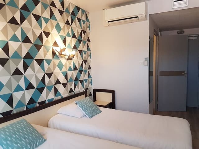 Standard Double Room, 2 Twin Beds