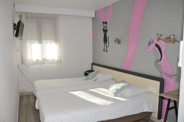 Standard Double Room, 2 Twin Beds