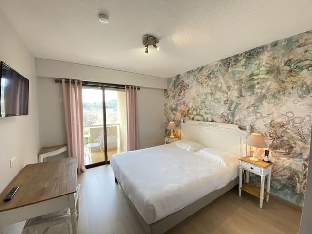 Chambre Double Supérieure Balcon / Vue vallée