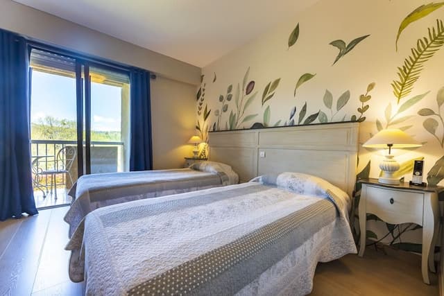 Chambre Twin Balcon / Vue Vallée