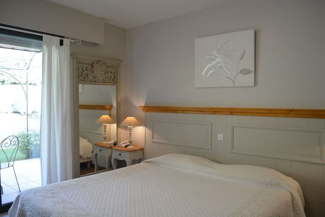 Chambre Double Supérieure Terrasse / Vue Rocher
