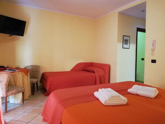 Triple Room