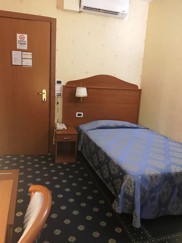 Economy Single Room