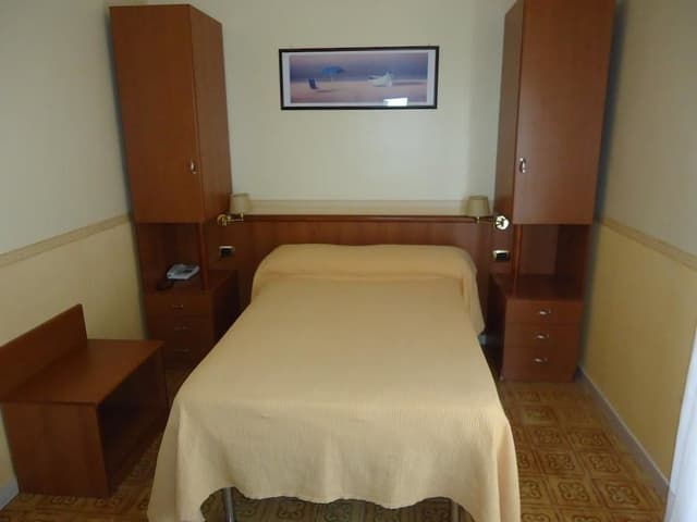 Double Room Single Use