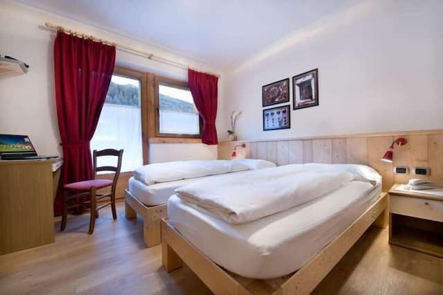 Economy Triple Room