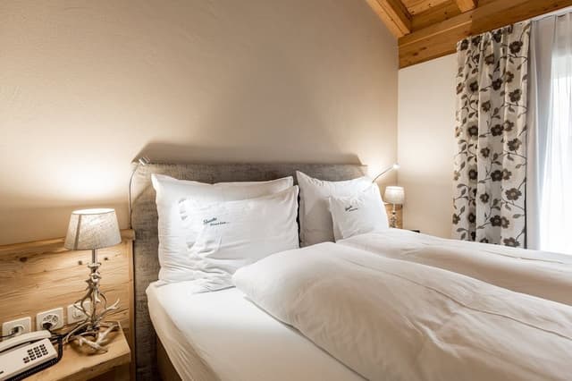 Deluxe Double Room with Balcony to the South