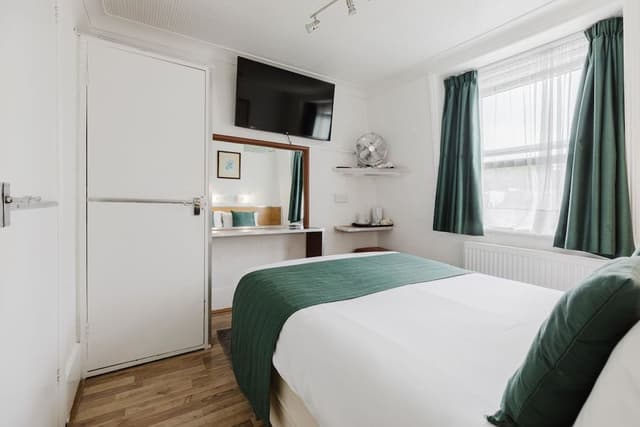 Deluxe Double Room, Ensuite