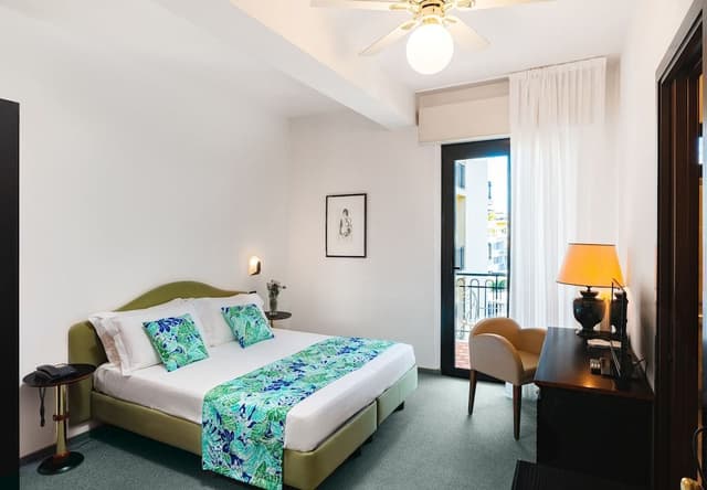 Deluxe Double or Twin Room, Sea View