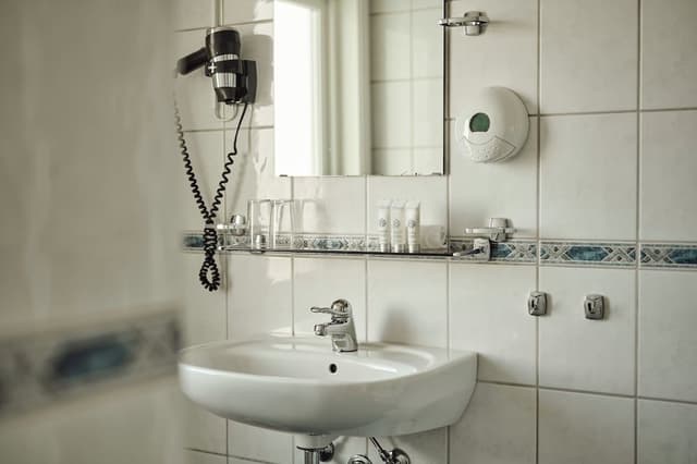 Classic Single Room