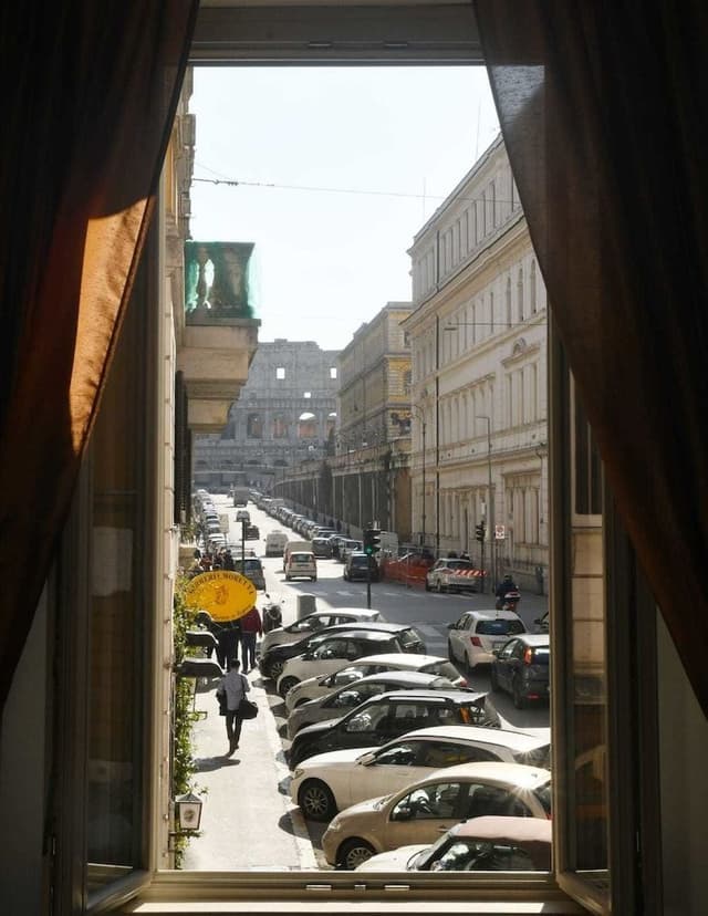 Family Suite, Kitchenette, City View