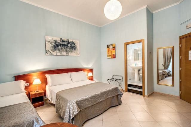 Triple Room