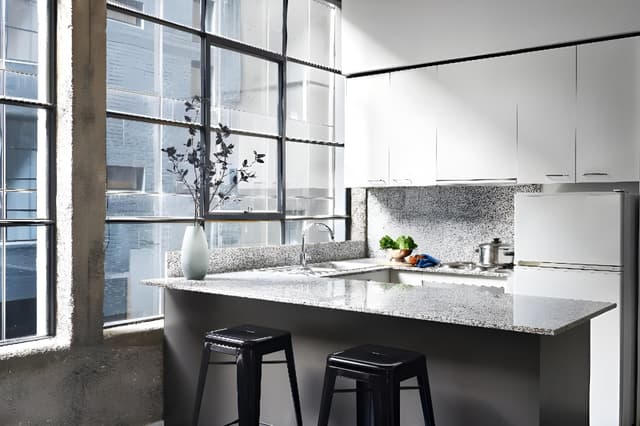 Superior One Bedroom Apartment