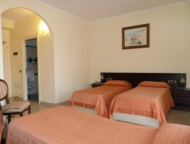 Triple Room