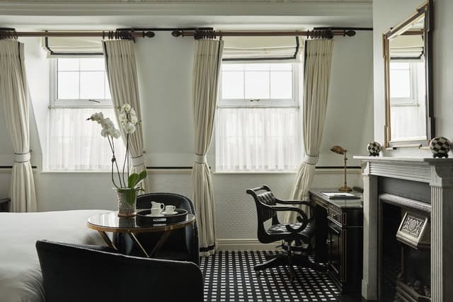 Executive Room, 1 King Bed