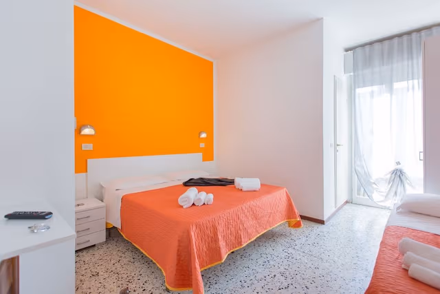 Comfort Triple Room