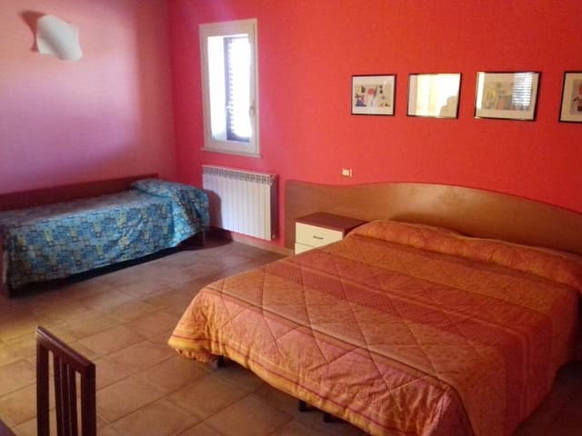 Triple Room