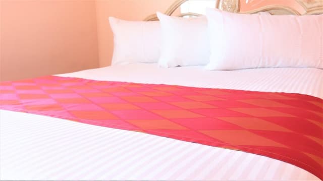 Premium Room, 1 Queen Bed, Fireplace