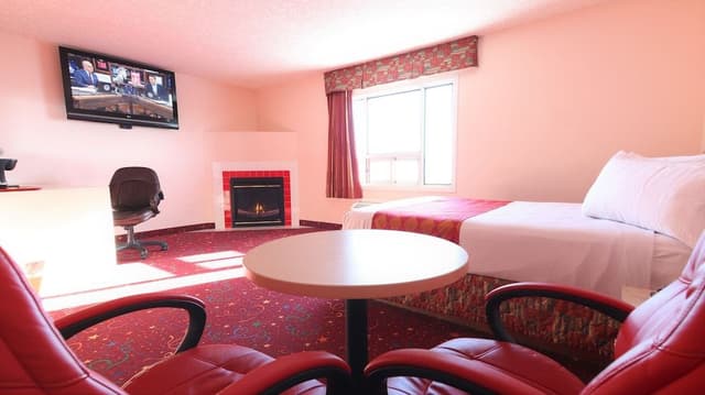 Premium Room, 1 Queen Bed, Fireplace