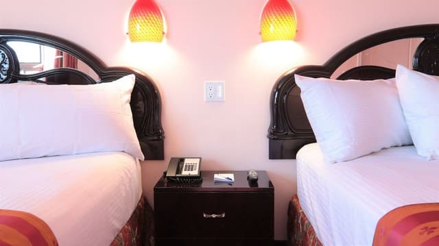 Premium Double Room, 2 Queen Beds, Fireplace
