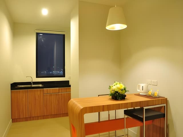 Sky Suite B