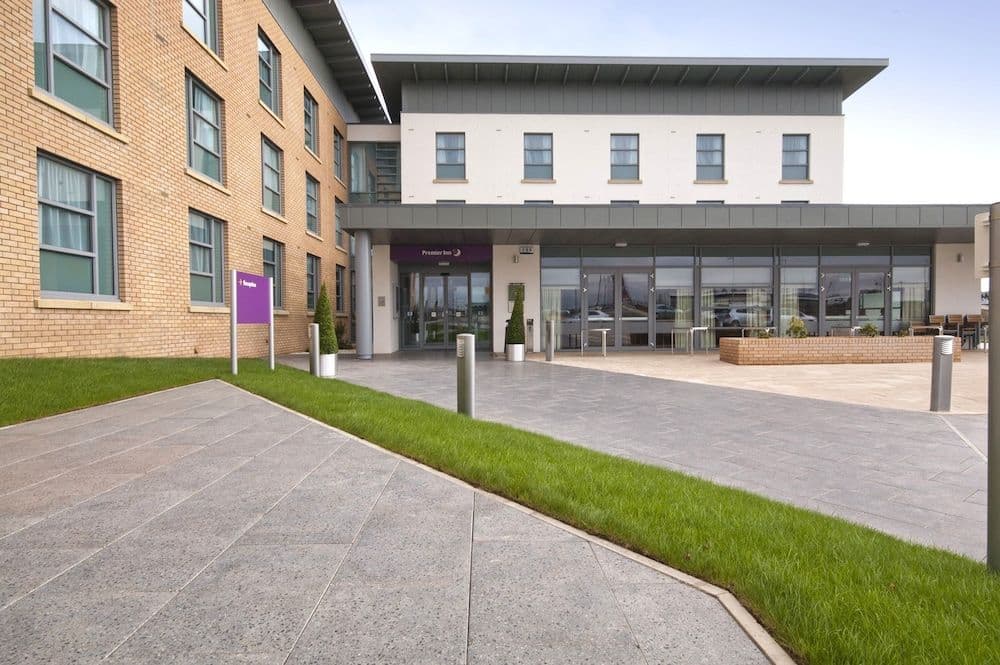 Premier Inn Edinburgh Airport (Newbridge) Premier Inn Edinburgh Airport (Newbridge)