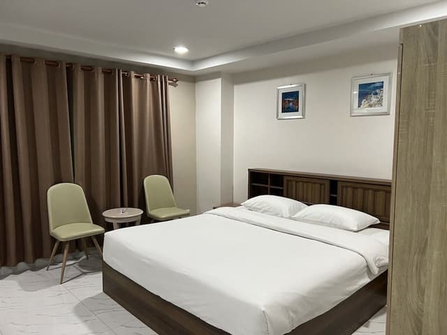 Standard Junior Room