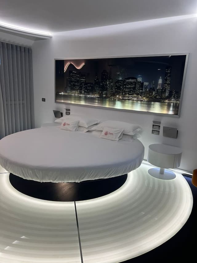 Luxury Suite