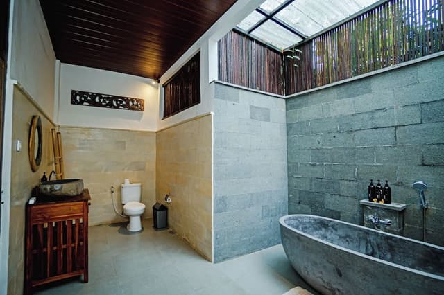Deluxe Room, 1 Bedroom, Pool View