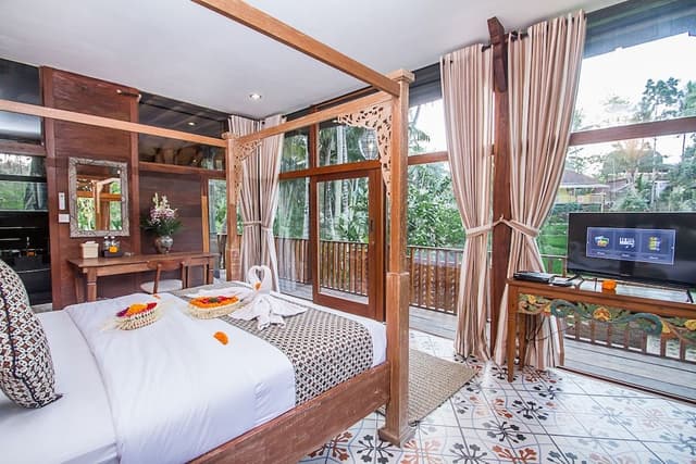 Deluxe Suite, Garden View