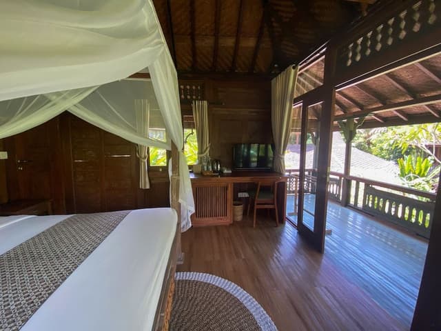 Deluxe Suite, Garden View