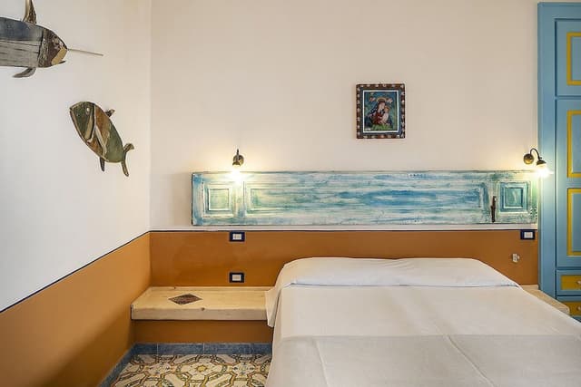 Deluxe Room, 1 Bedroom, Ensuite, Sea View