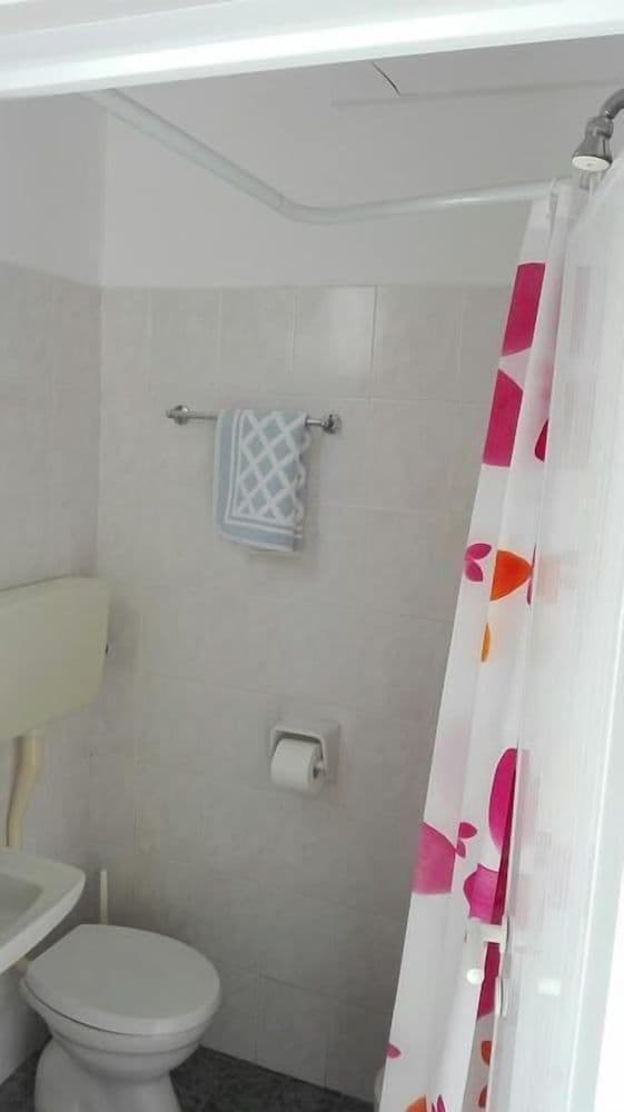 Basic Double Room