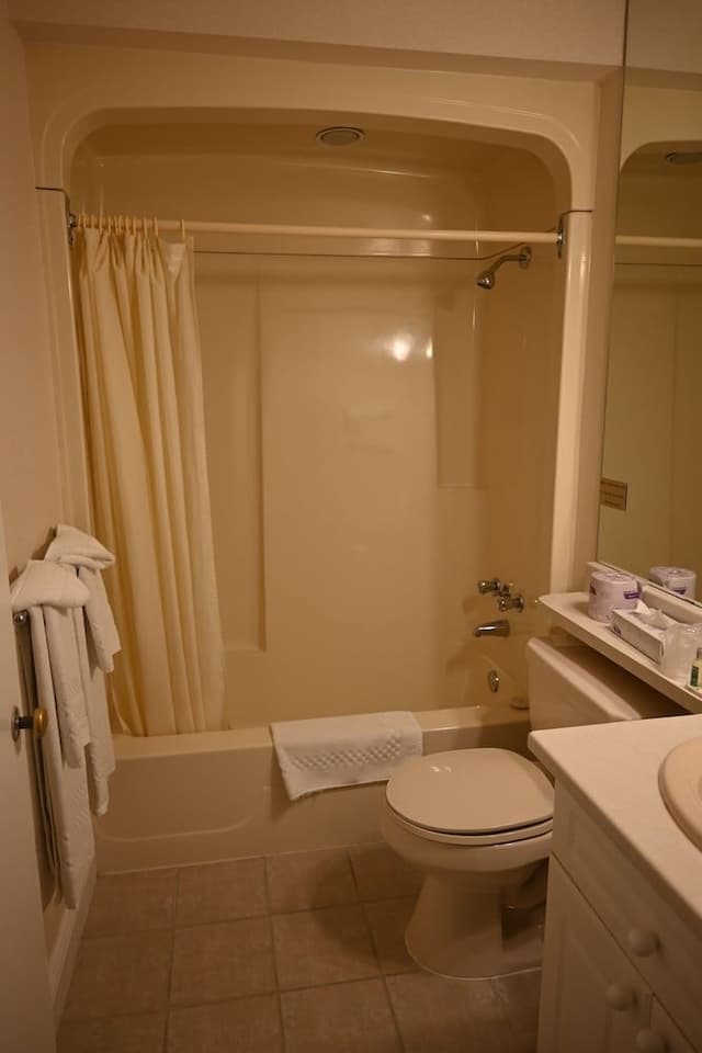 Room, 2 Queen Beds