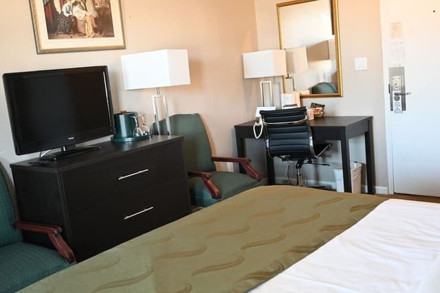 Room, 1 King Bed (Third Floor)