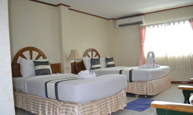 Triple Room