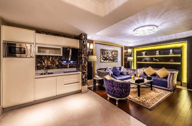 Executive Suite