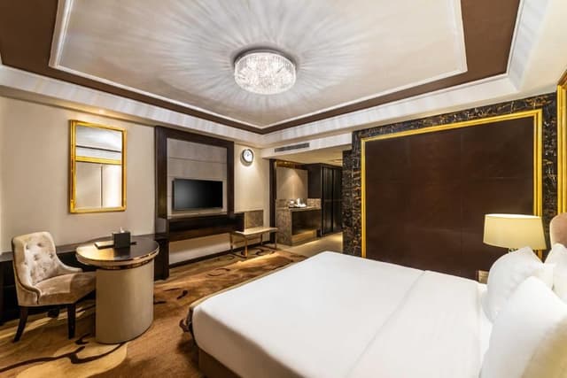 Two-Bedroom Suite