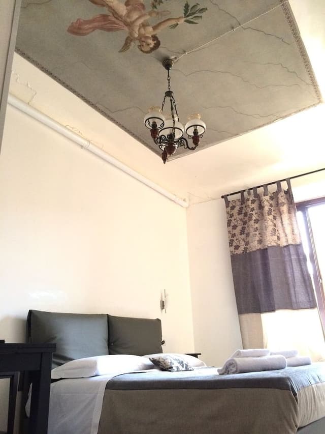 Classic Triple Room, Private Bathroom