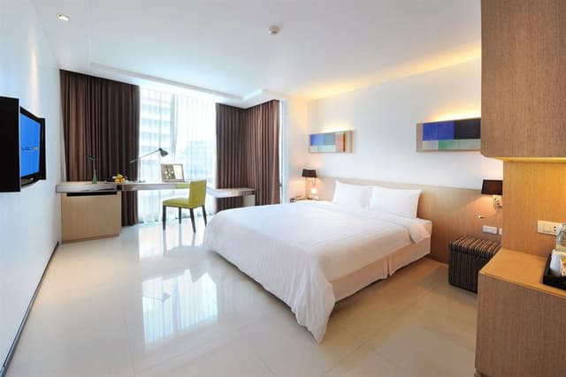 Premier Studio, 1 Double or 2 Twin Beds